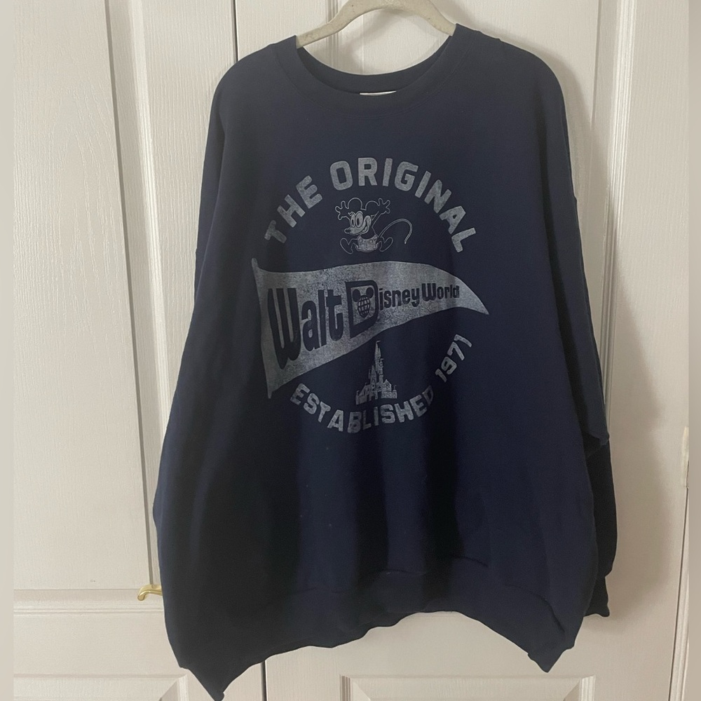 Vintage Style Mickey Mouse crewneck.